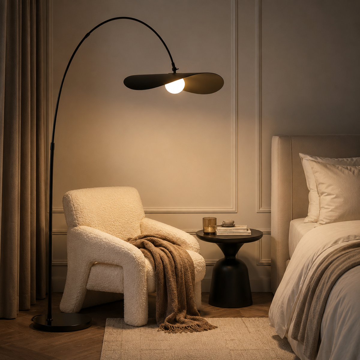 Lampadaire arc noir pour salon Alba