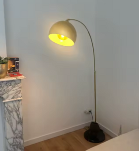 Photo client de Lampadaire arc doré pour salon Livia