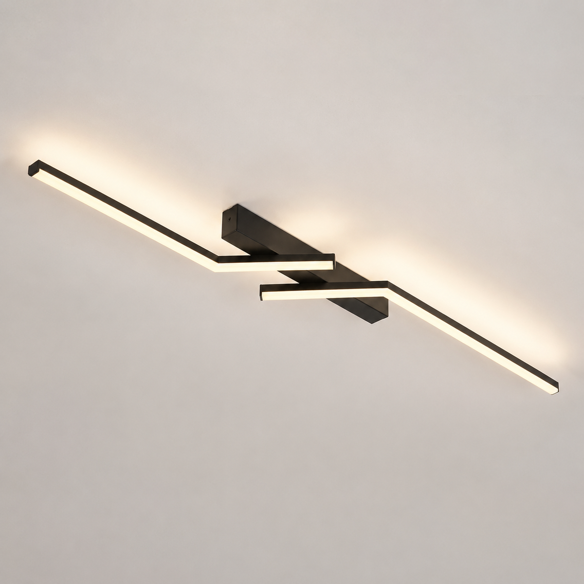 Plafonnier LED linéaire noir Varo